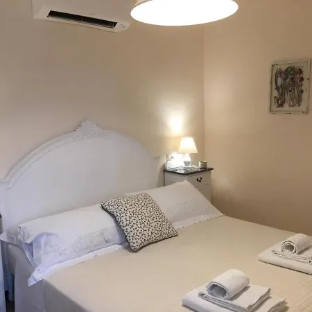 1886 Casa Medone Apartment